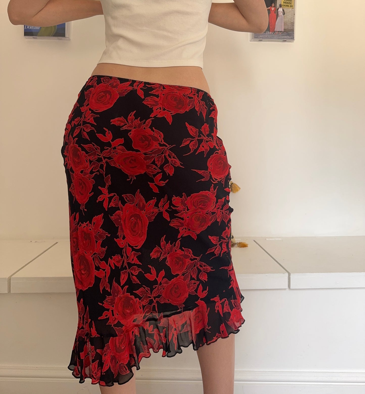 Vintage 00’s floral midi skirt