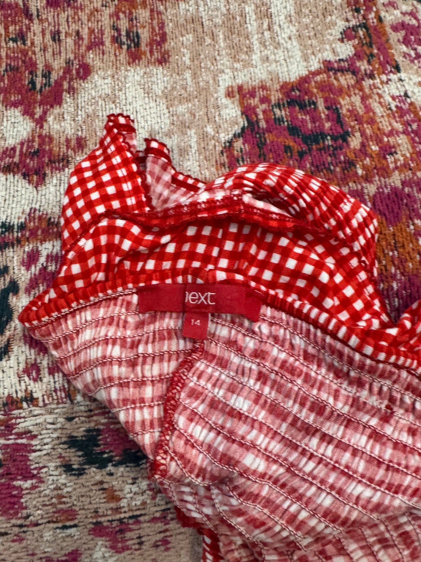 Vintage 00’s gingham ruffled trim off the shoulder top