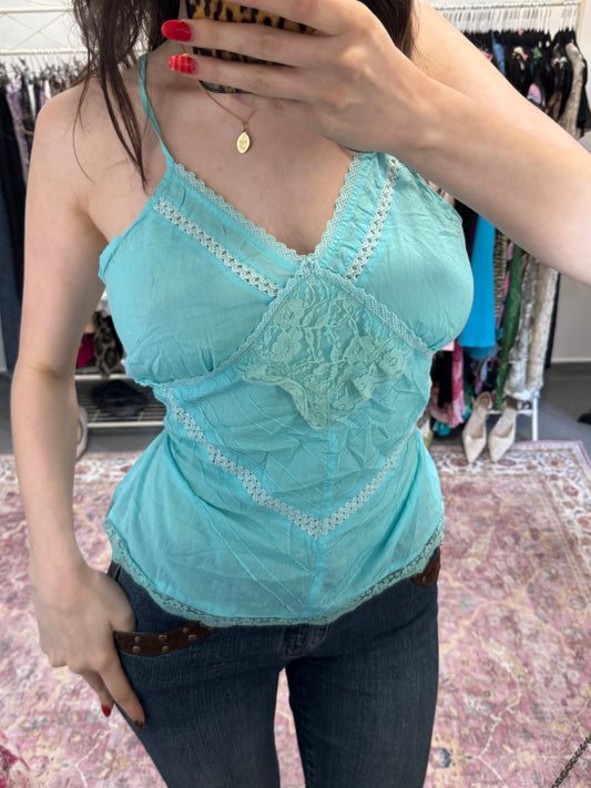 Vintage 00’s blue laced cami