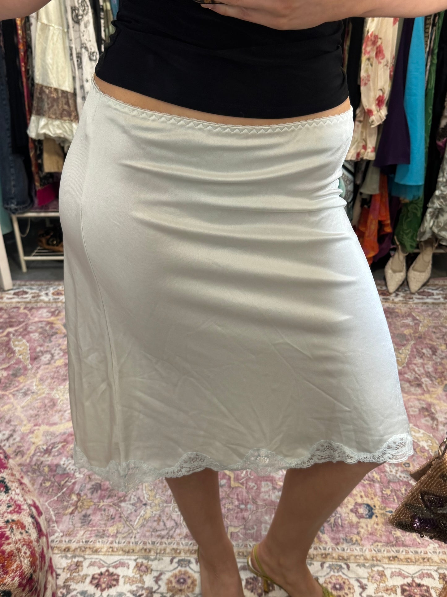 Vintage 90’s lace trim midi skirt