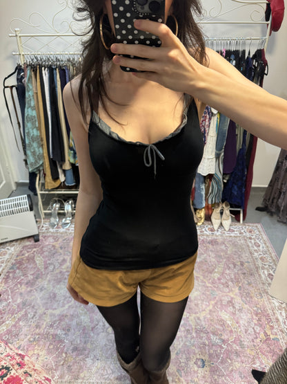 Vintage 00’s ruffled cami