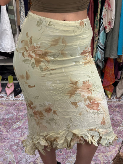 Vintage 00’s floral ruffled trim midi skirt