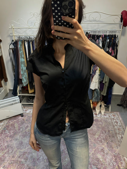 Vintage 00’s button up shirt
