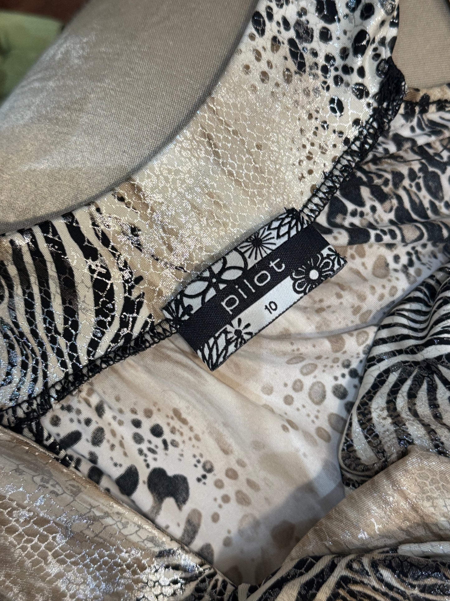 Vintage 00’s PILOT animal printed cowl neck top