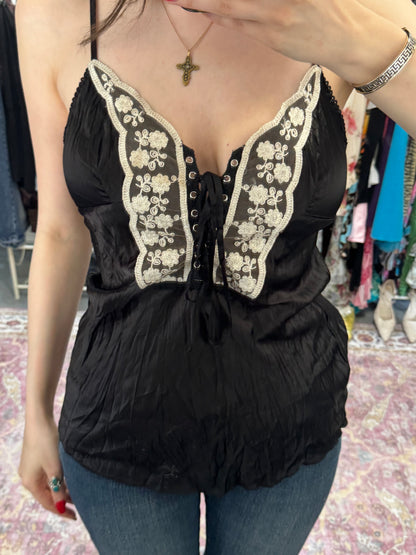 Vintage 00’s laced camisole