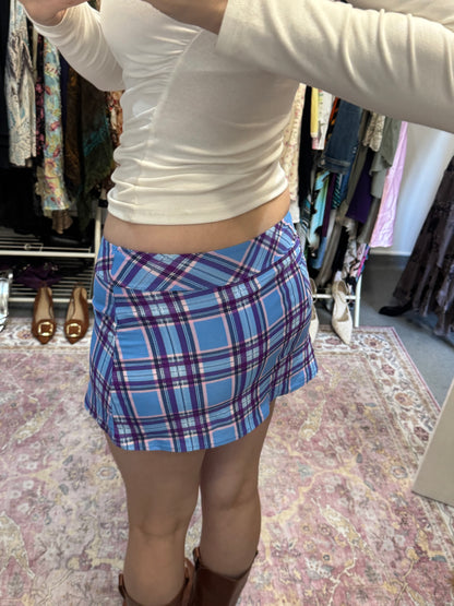 Vintage 00’s checkered mini skirt