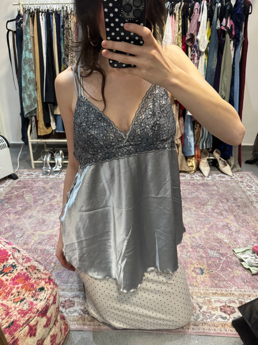 Vintage 00’s laced satin camisole