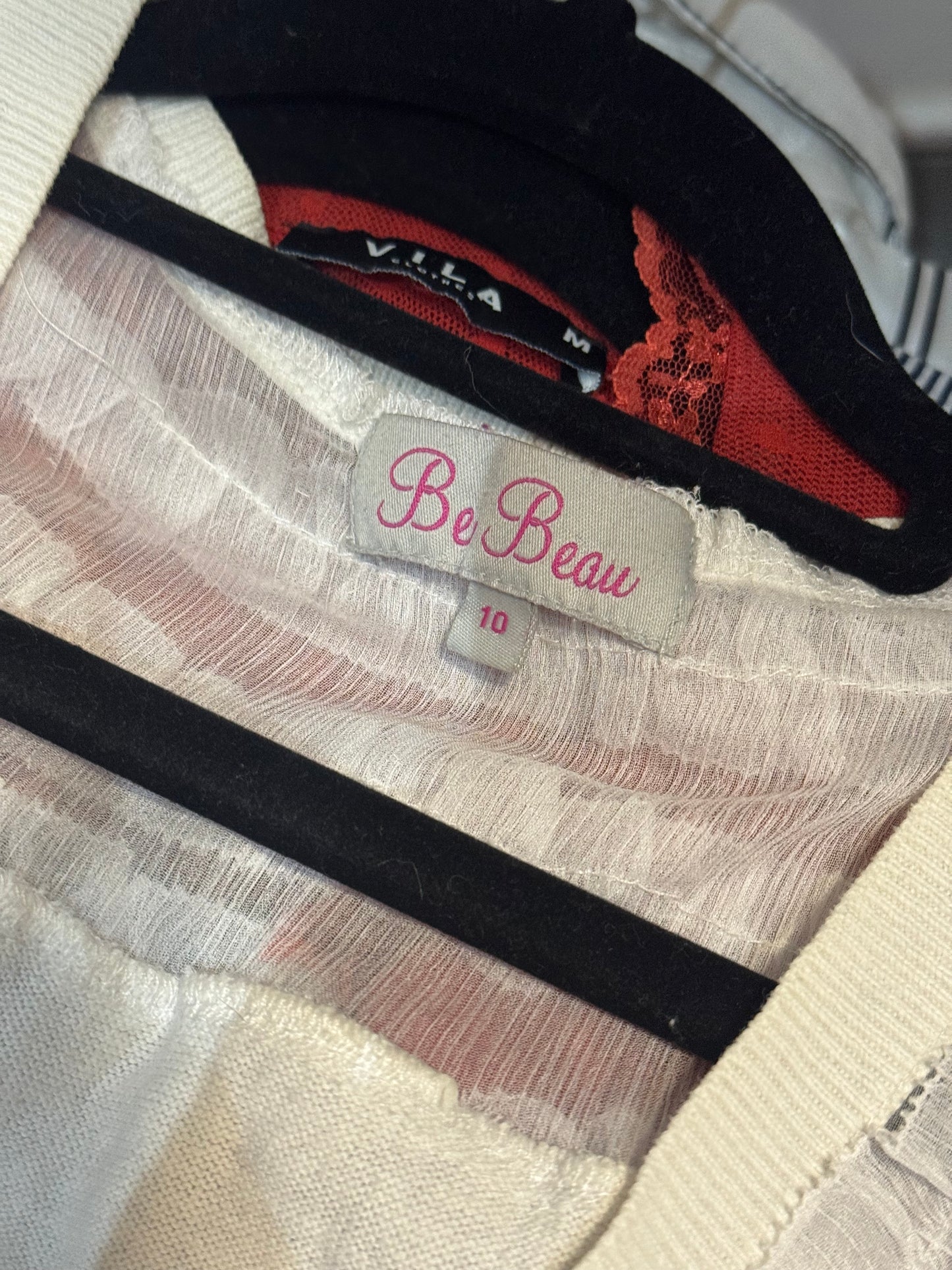 Vintage ruffled trim crop top