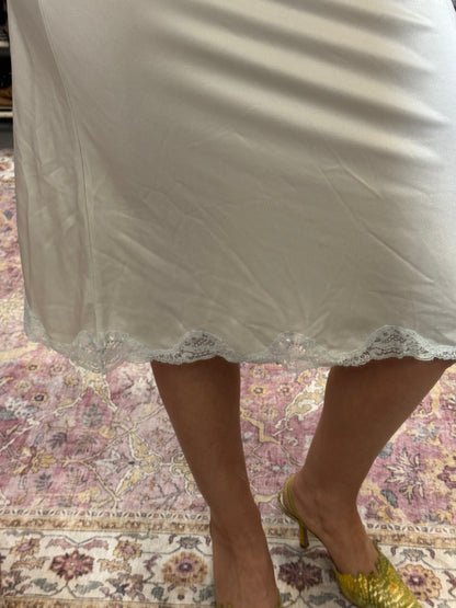 Vintage 90’s lace trim midi skirt