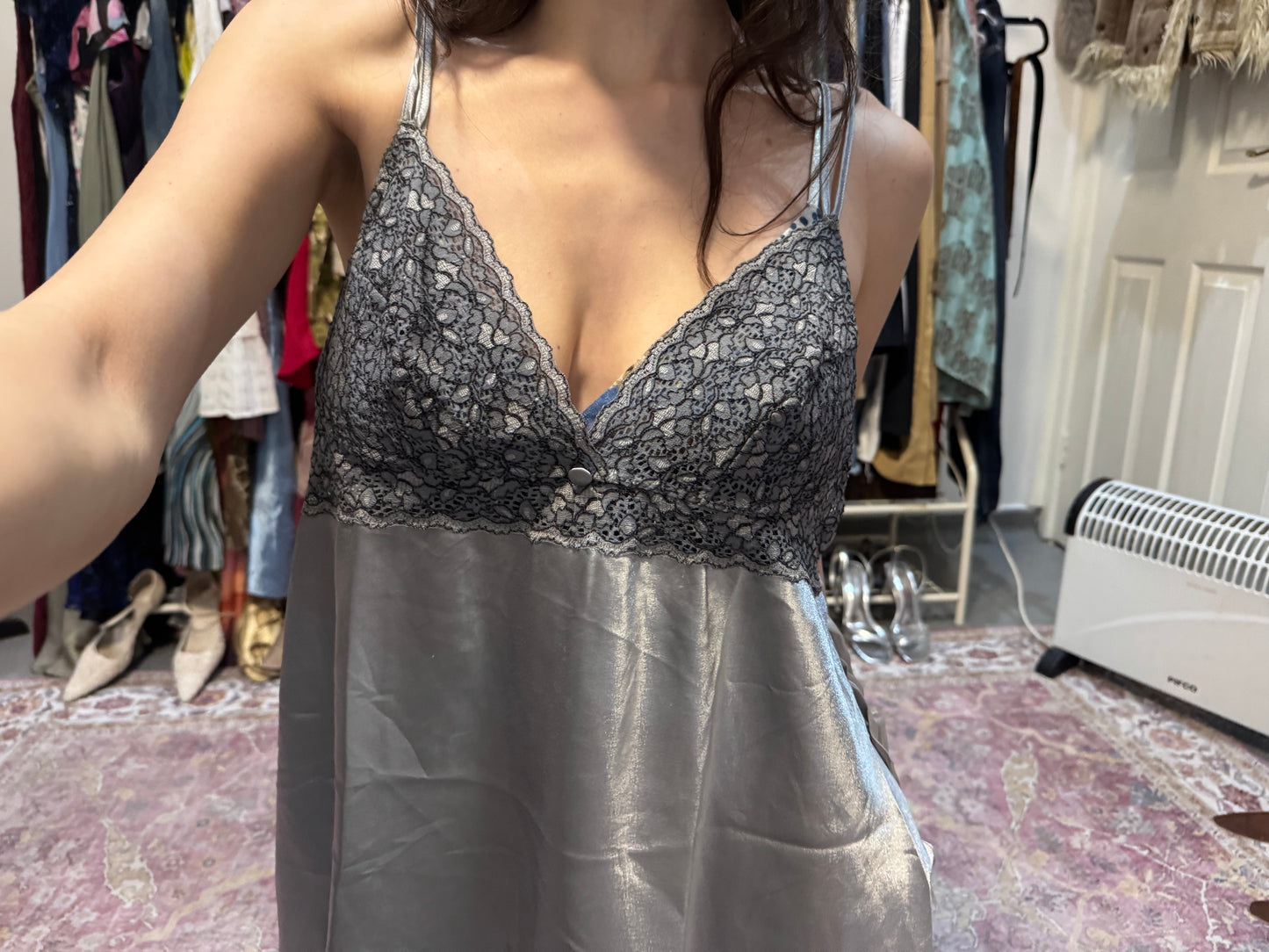 Vintage 00’s laced satin camisole