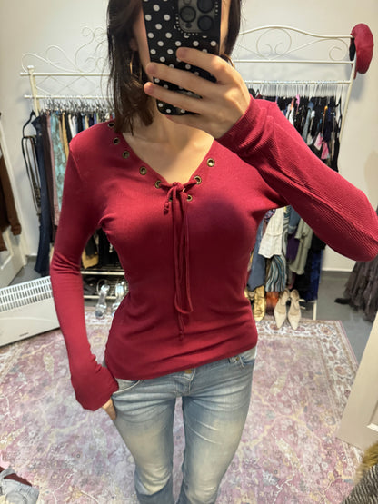 Vintage 00’s tie up Henley