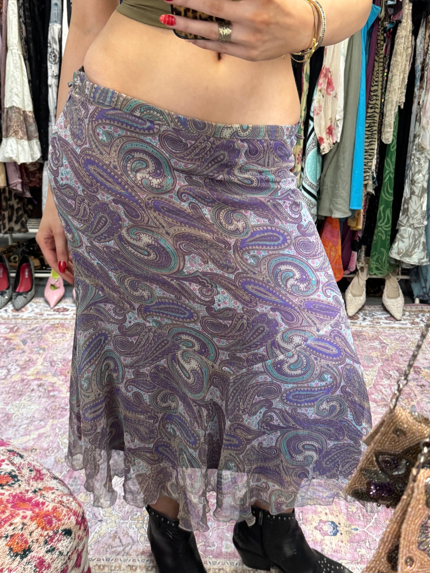 Vintage 00’s paisley maxi skirt