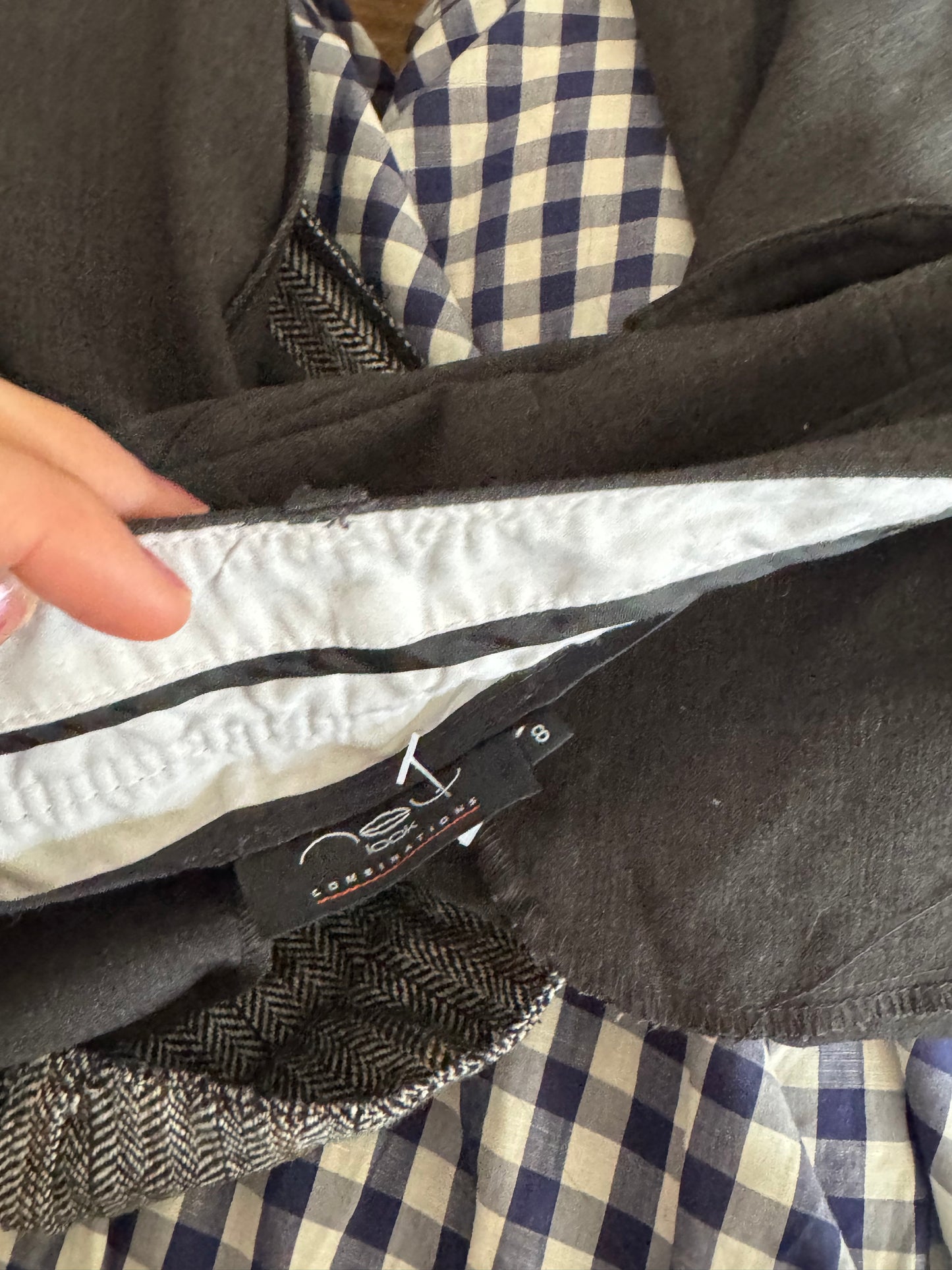 Vintage 00’s lowrise capris