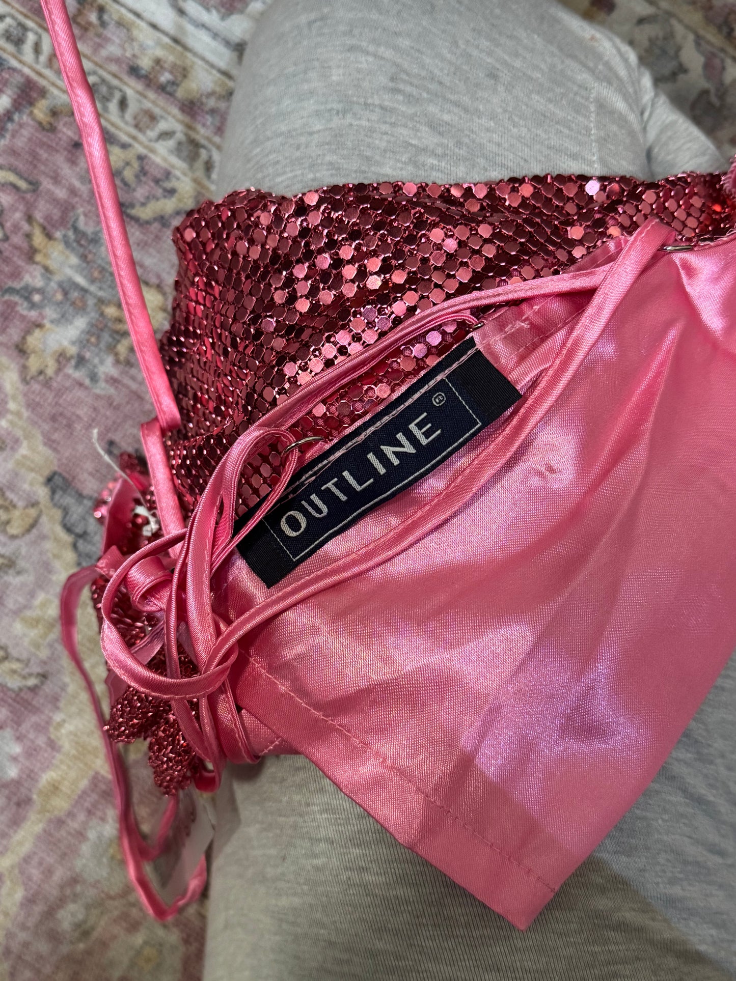 Vintage 00’s OUTLINE sequin laces back halter top