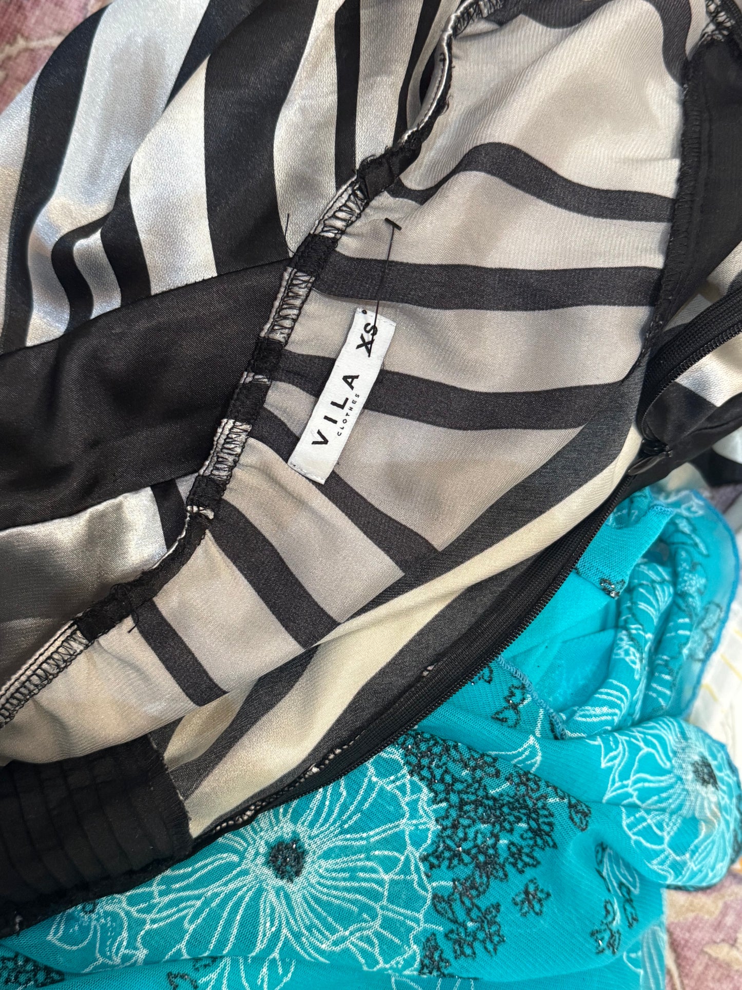 Vintage 00’s striped mini dress