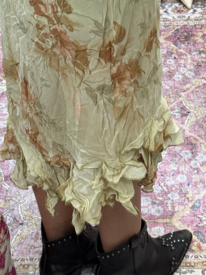 Vintage 00’s floral ruffled trim midi skirt