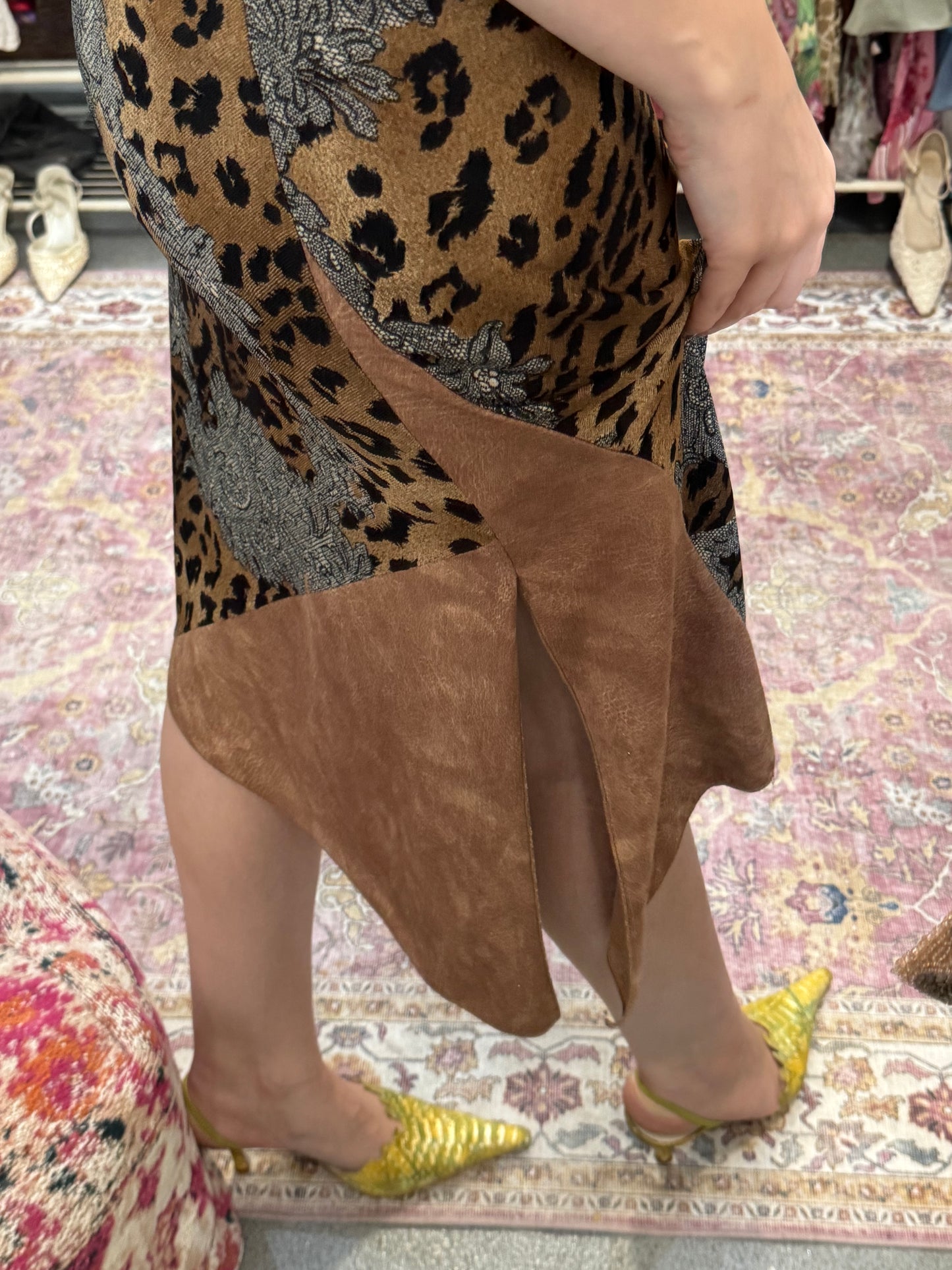Vintage 90’s leopard print suede midi skirt with split