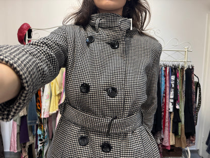 Vintage 00’s dogtooth tie waist peacoat