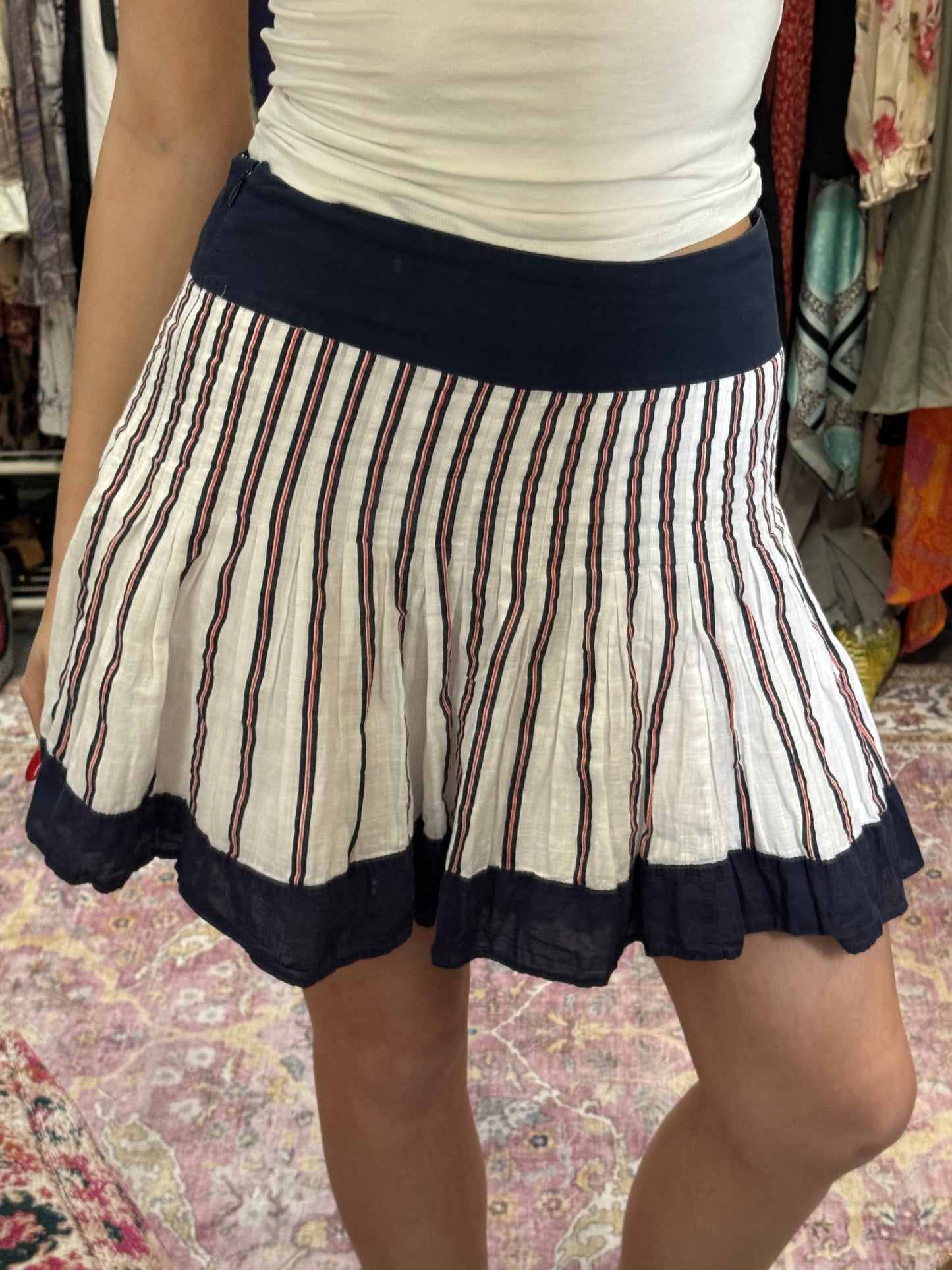 Vintage 00’s striped mini skirt