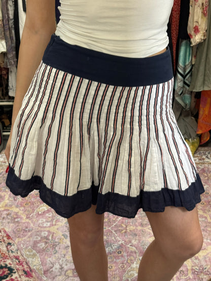 Vintage 00’s striped mini skirt