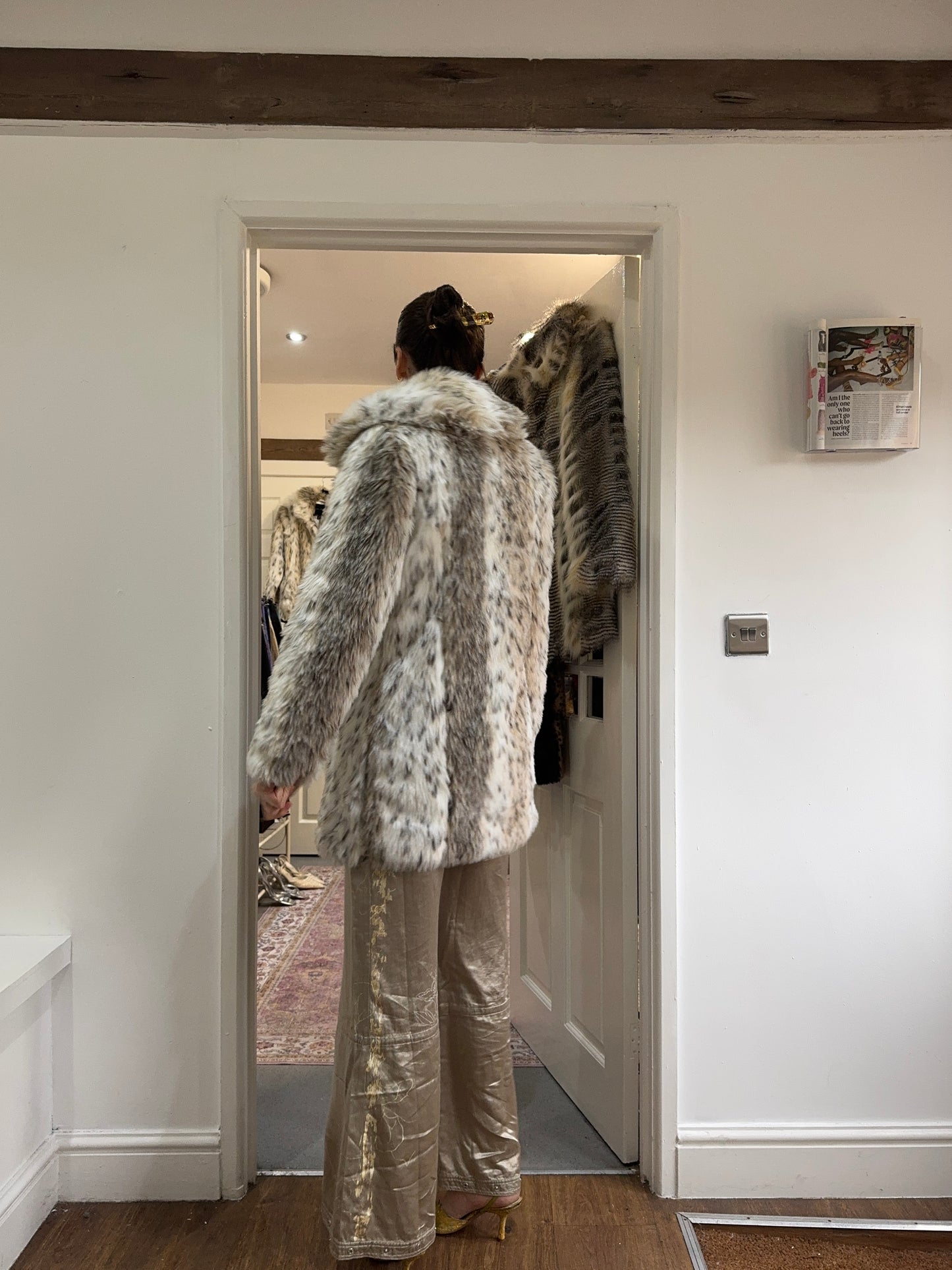 Vintage 00’s snow leopard coat