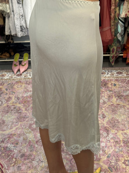 Vintage 90’s lace trim midi skirt