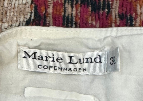 Vintage 00’s pleated midi skirt