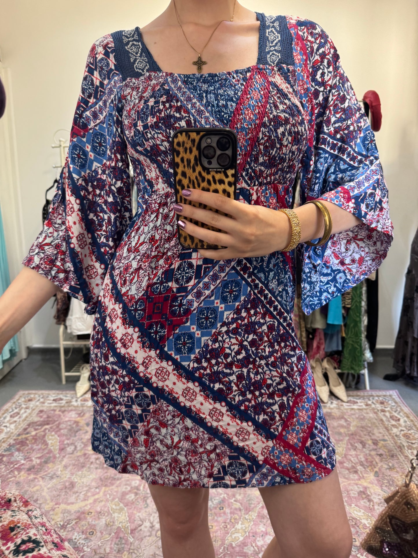 Vintage patterned flared sleeve mini dress